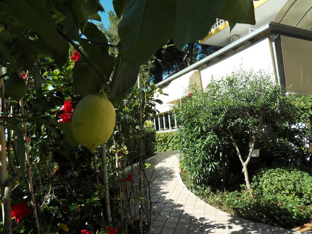 Hotel Abbazia Lignano Sabbiadoro Luaran gambar