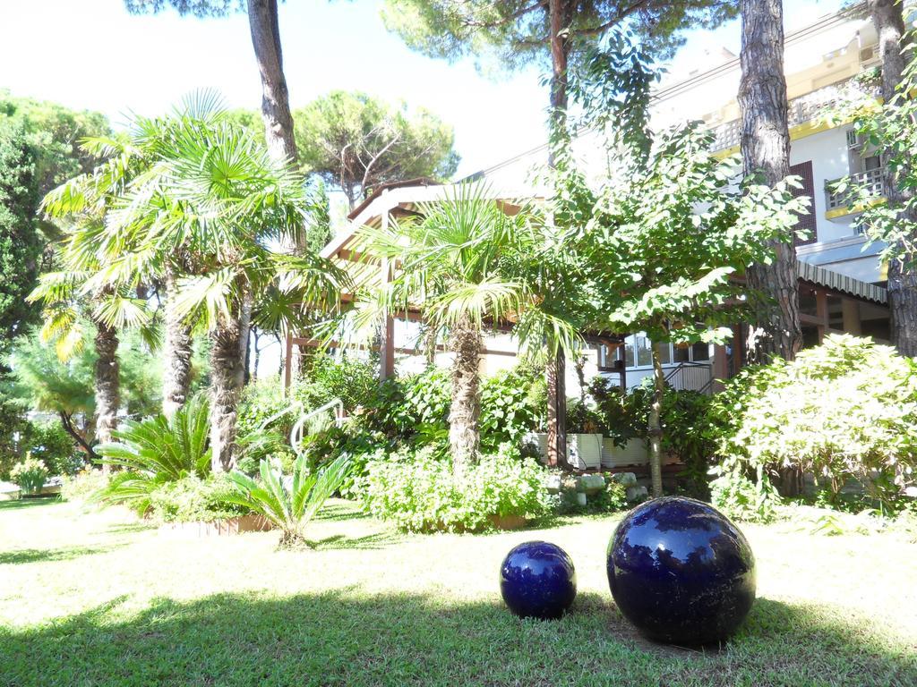 Hotel Abbazia Lignano Sabbiadoro Luaran gambar