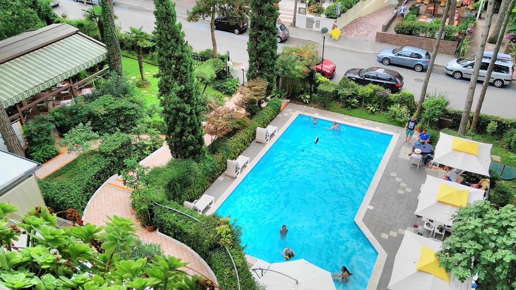 Hotel Abbazia Lignano Sabbiadoro Luaran gambar