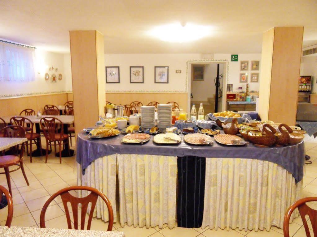 Hotel Abbazia Lignano Sabbiadoro Luaran gambar